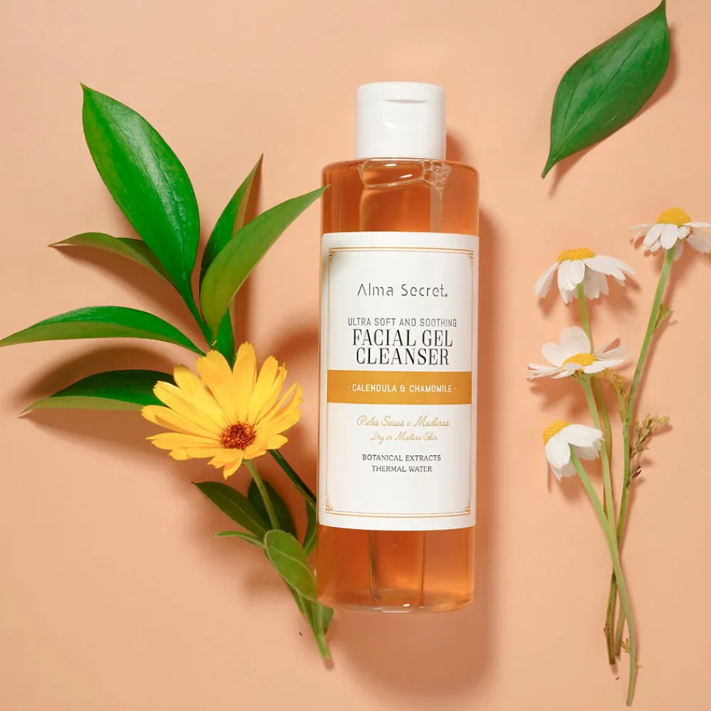alma_secret_facial_gel_cl_2.webp Alma Secret Facial Gel Cleanser Suave Y Calmante Calendula & Manzanilla Store