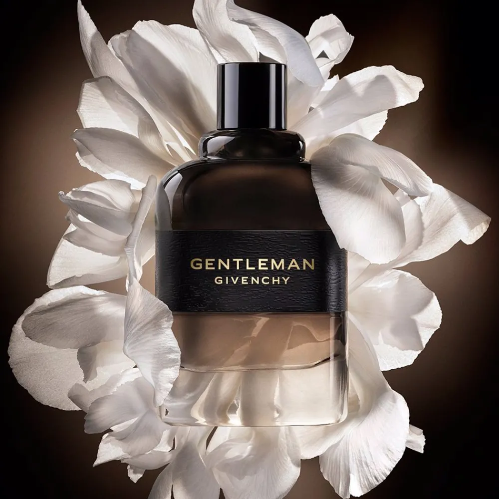 givenchy_gentleman_boisee_2.webp Givenchy Gentleman Boisee Outlet