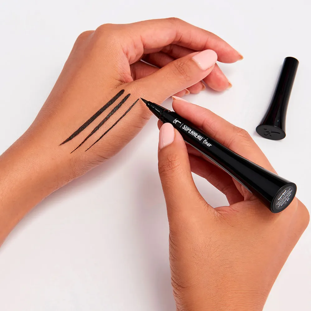 it_cosmetics_superhero_li_2.webp IT Cosmetics Superhero Liner Eyeliner Pen Hot