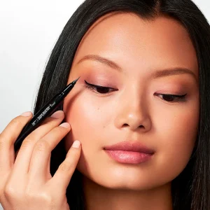 IT Cosmetics Superhero Liner Eyeliner Pen Hot
