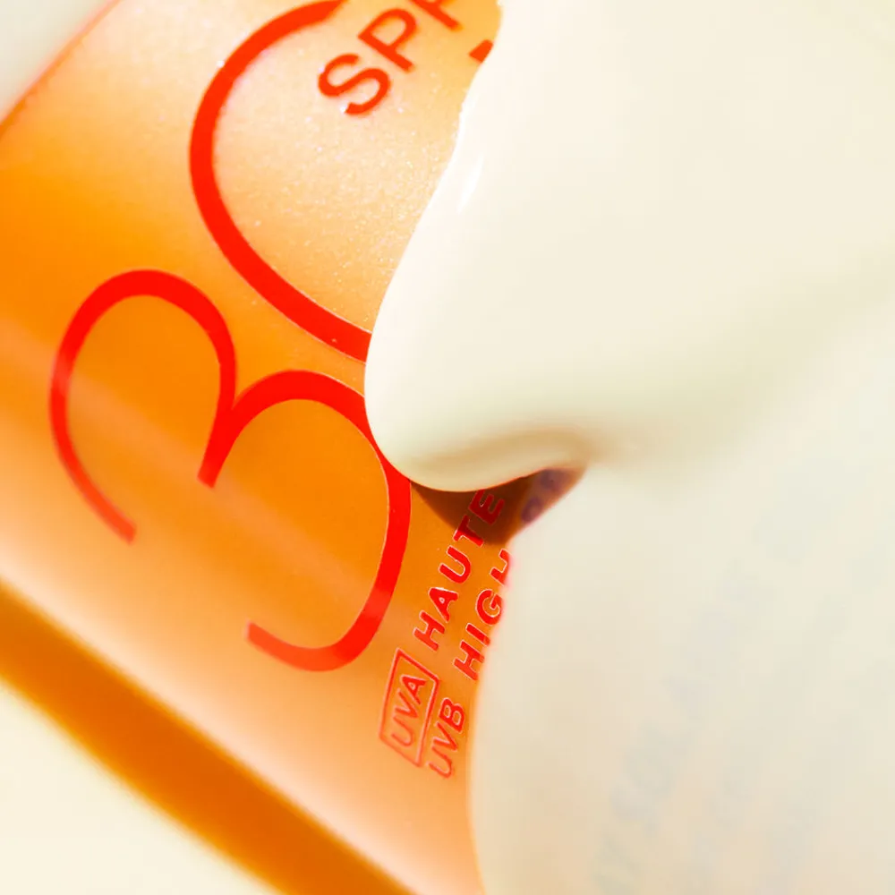 nuxe_nuxe_sun_spray_delic_3.webp Nuxe Sun Spray Delicioso Rostro Y Cuerpo Spf30 Clearance